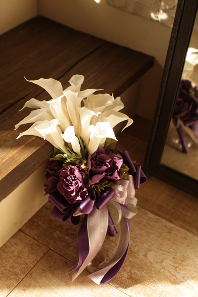 カラーのクラッチブーケ