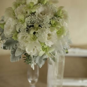 トルコキキョウのウェディングブーケ