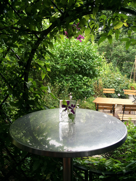 クレマチスの丘