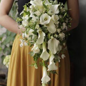 カラーキャスケードブーケ