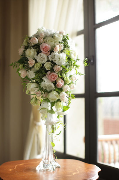 ほんのりピンクのウェディングブーケ