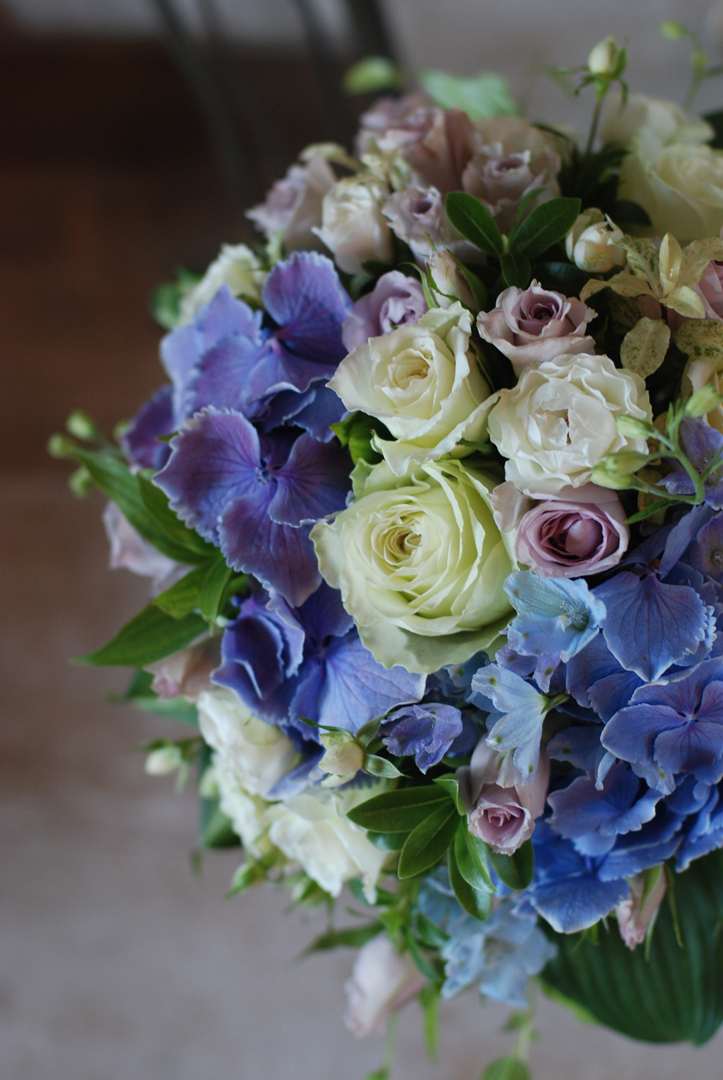 瑠璃色のウェディングブーケ