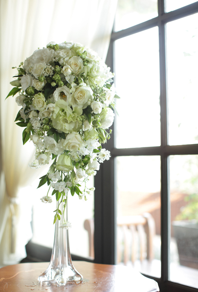 ホワイトウェディングブーケ