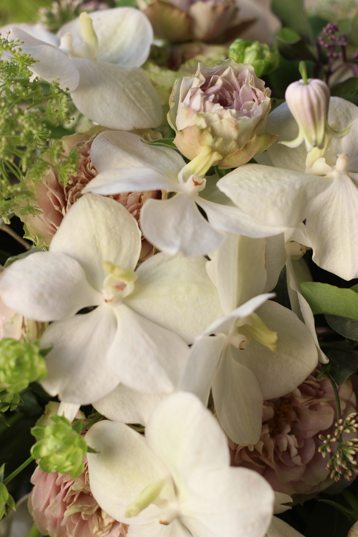 ホワイトバンダのデザインブーケ