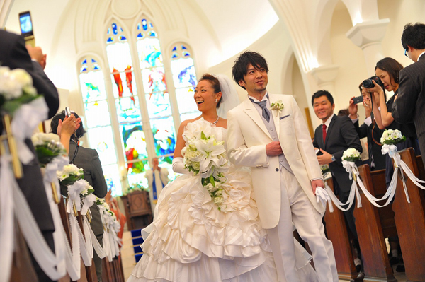 ユリキャスケードブーケ