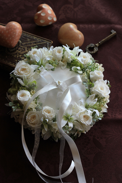 ウェディングリングピロー