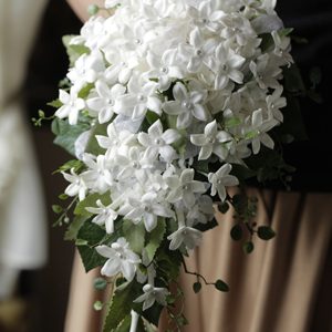 ジャスミンのウェディングブーケ