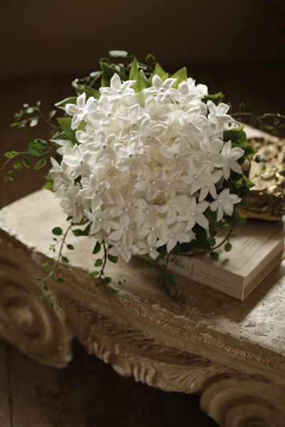 プリザーブドフラワーホワイトブーケ