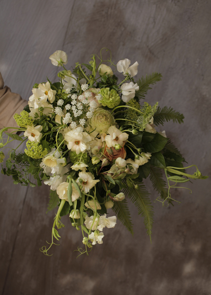 ラナンキュラスのフレームブーケ