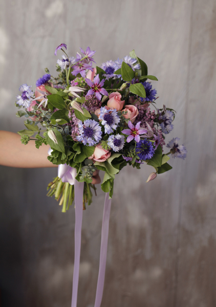 明日お届けウェディングのブーケ