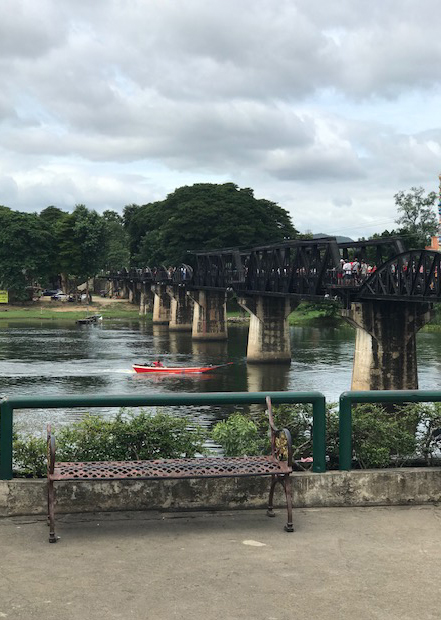 クウェー川鉄橋