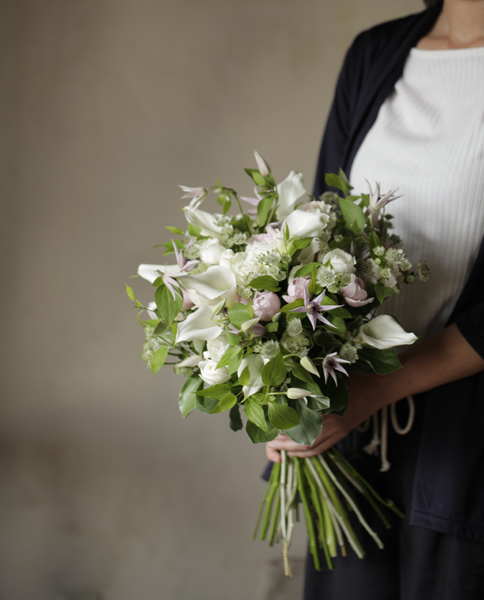 本日のウェディングクラッチブーケ