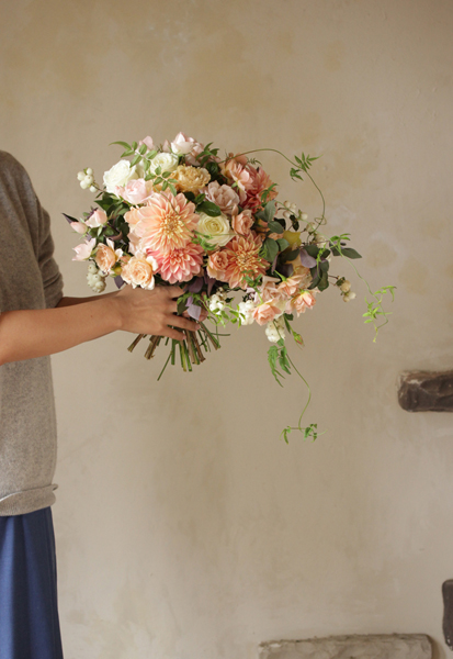 ダリアのフレームブーケ