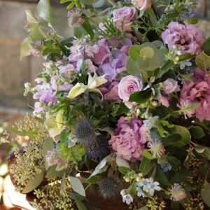 パープルブルーの花束