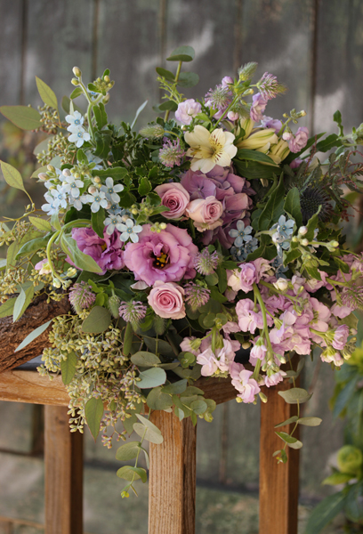 パープルブルーの花束