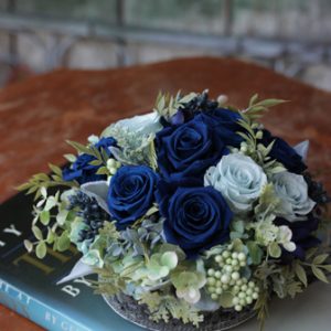 マジョリカブルーのアレンジメント