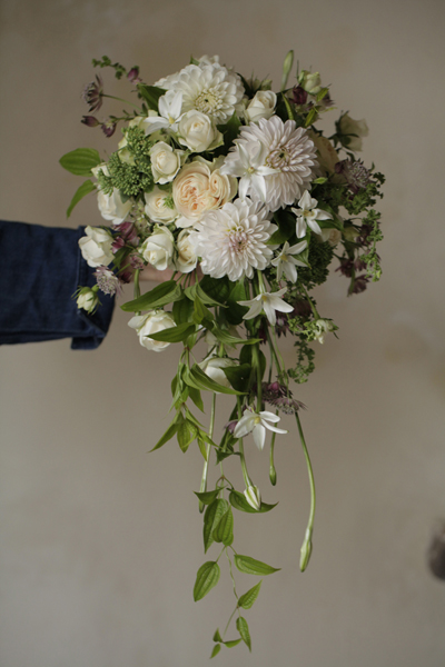 キャスケードブーケ