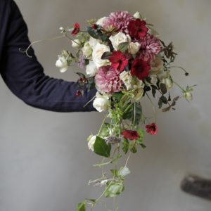 キャスケードブーケ