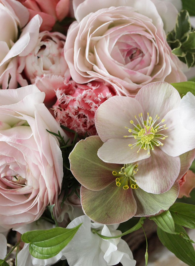 春のクラッチブーケ