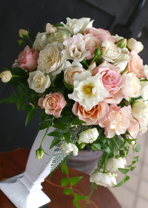 バラのナチュラルブーケ