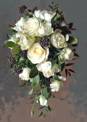 オールドローズとヘデラベリーのミニキャスケード