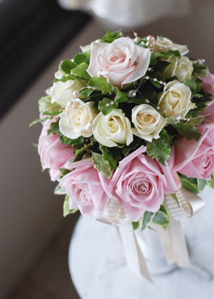 バラ‘クレア'のビクトリアンブーケ