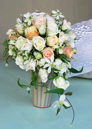 クレマチスのティアドロップブーケ