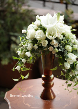 アマリリスのクレッセントブーケ