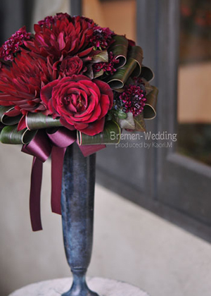 ダリアのラウンドブーケ