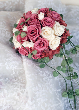 バラのデザインブーケ