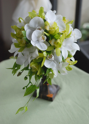 蘭の和装ブーケ