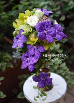 ダリアとラナンキュラスの和装ブーケ