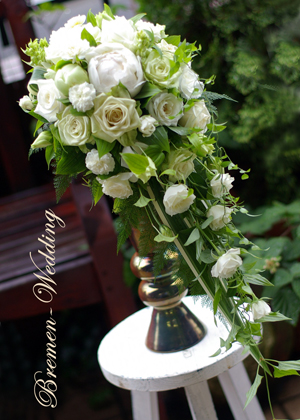 ライムグリーンのロングブーケ