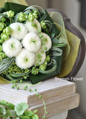 ピンポンマムのラウンドブーケ