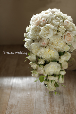 芍薬のティアドロップブーケ