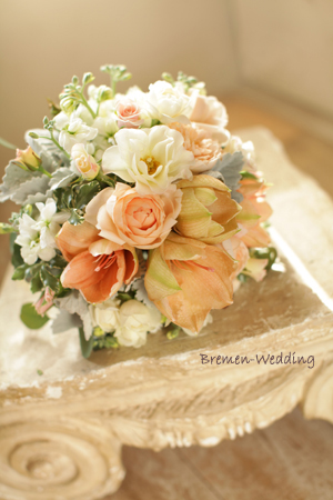 アマリリスのラウンドブーケ