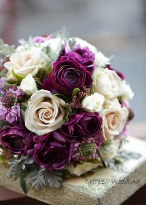 ラナンキュラスのラウンドブーケ