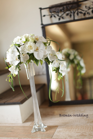 コチョウランのクレッセントブーケ