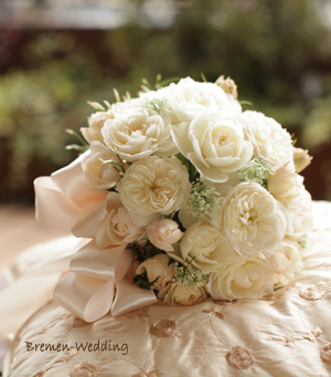 イングリッシュローズのラウンドブーケ