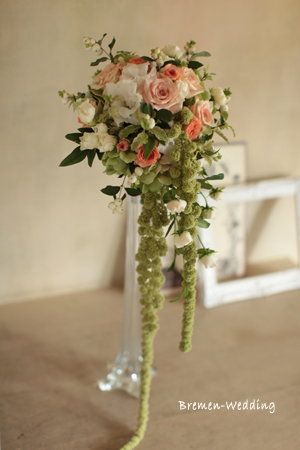 ダリアのナチュラルブーケ