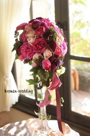 カラーとオールドローズのブーケ