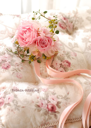 パステルピンクのリストブーケ