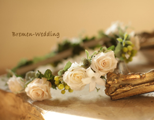 バラとジャスミンの花冠