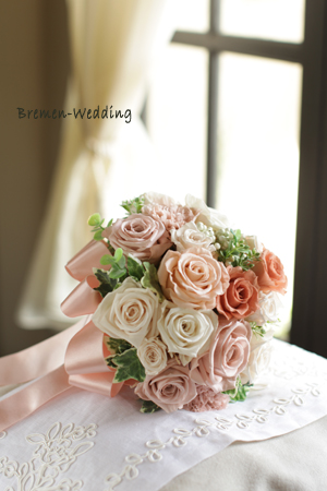 大人ピンクのラウンドブーケ