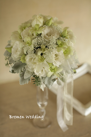 トルコキキョウのラウンドブーケ