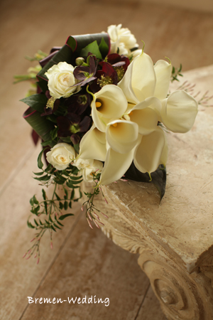 カラーのクラッチブーケ