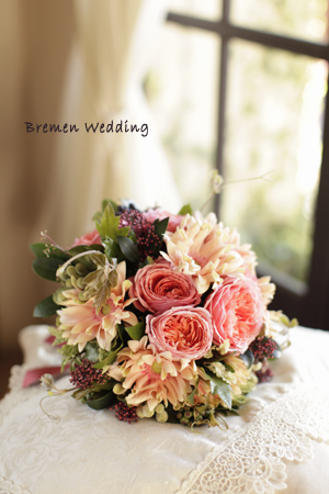 ガーベラのラウンドブーケ