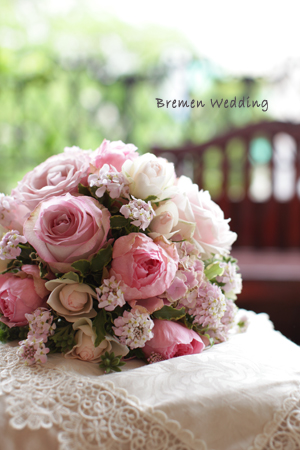 パステルピンクのラウンドブーケ