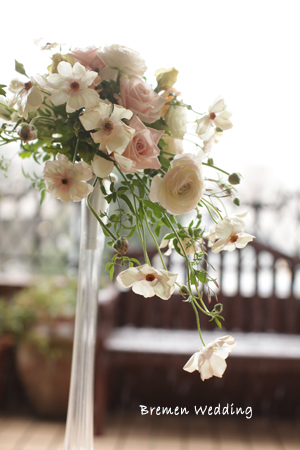 ラナンキュラスのシャワーブーケ