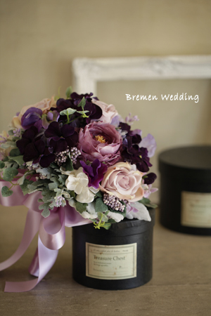 すみれ色のブーケ